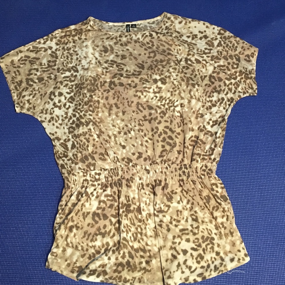 Animal print top